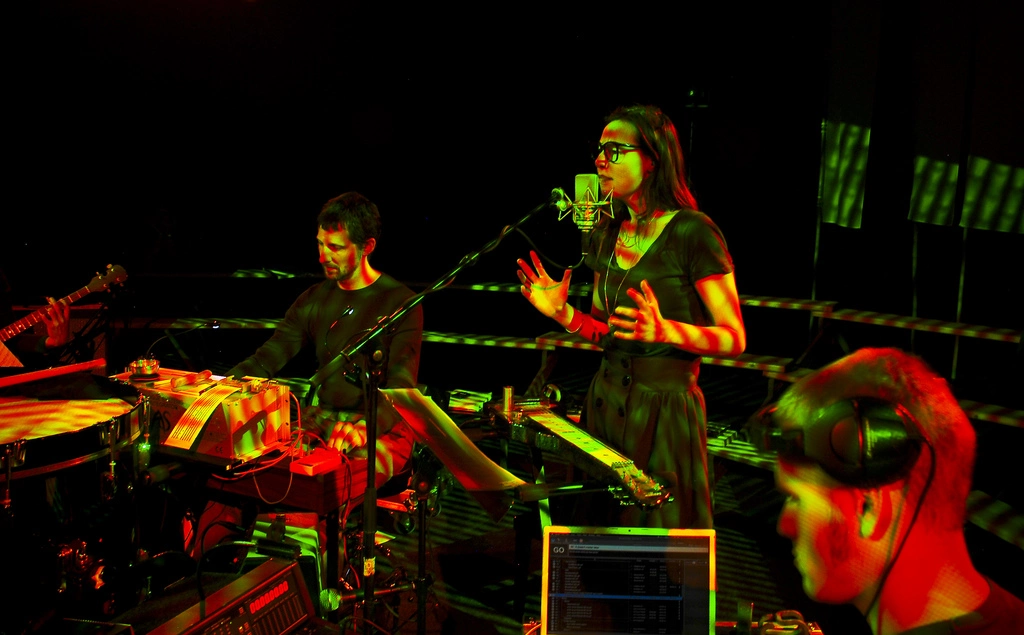Rosa Ensemble - Anticantate (2009), Foto: Edda Grol